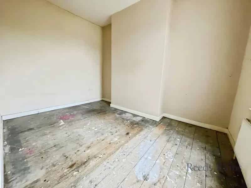 2 Bedroom Mid Terrace House Renovation Project Everton L5