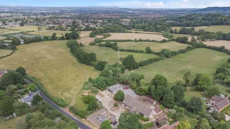 Land for Sale in Cotswolds