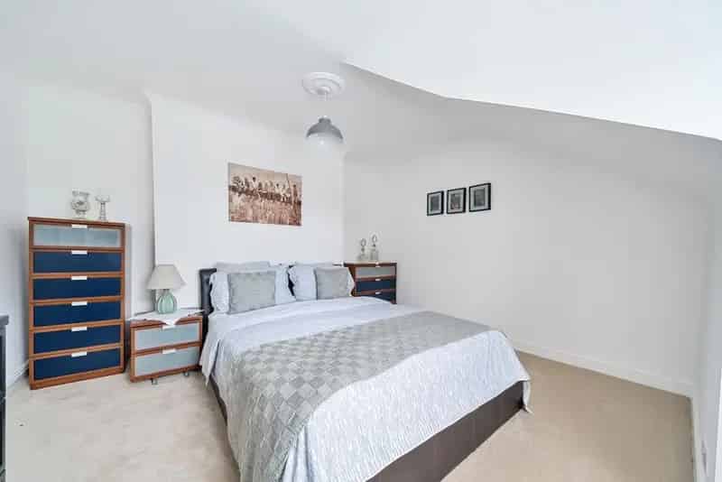 Stunning 2-Double Bedroom Period Conversion