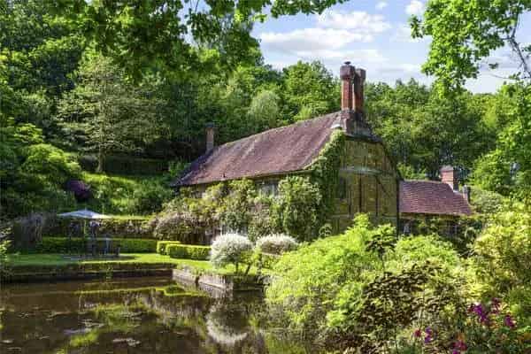 Churt, Farnham, Hampshire, GU10 2PJ | Property for sale | Savills