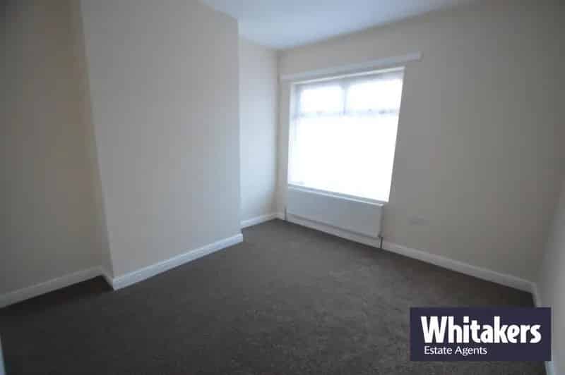 2 Bedroom End Terrace House to Rent