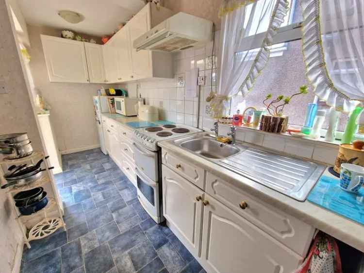 2 Bedroom Semi Detached House for Sale Bulkington Warwickshire