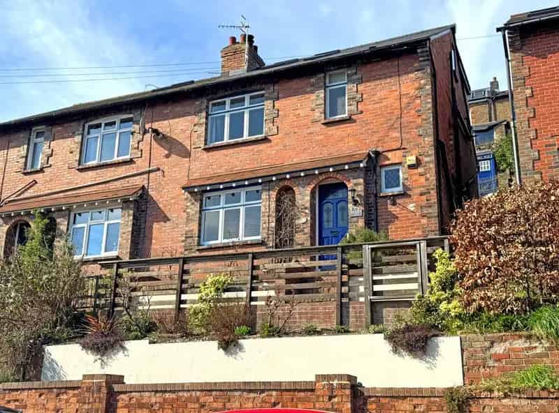 4 Bedroom Semi-Detached House for Sale