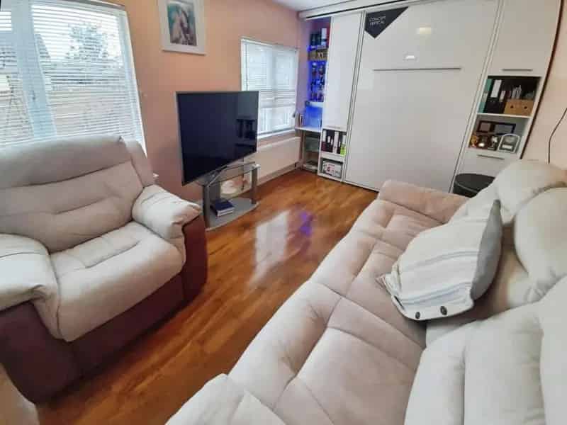 4 5 Bed Semi Detached House Gainsborough