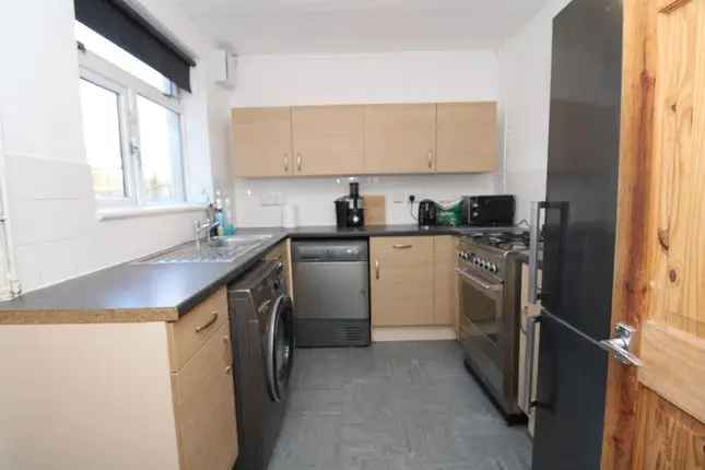 Easton Bristol Terrace House For Sale Two Double Bedrooms Large Garden