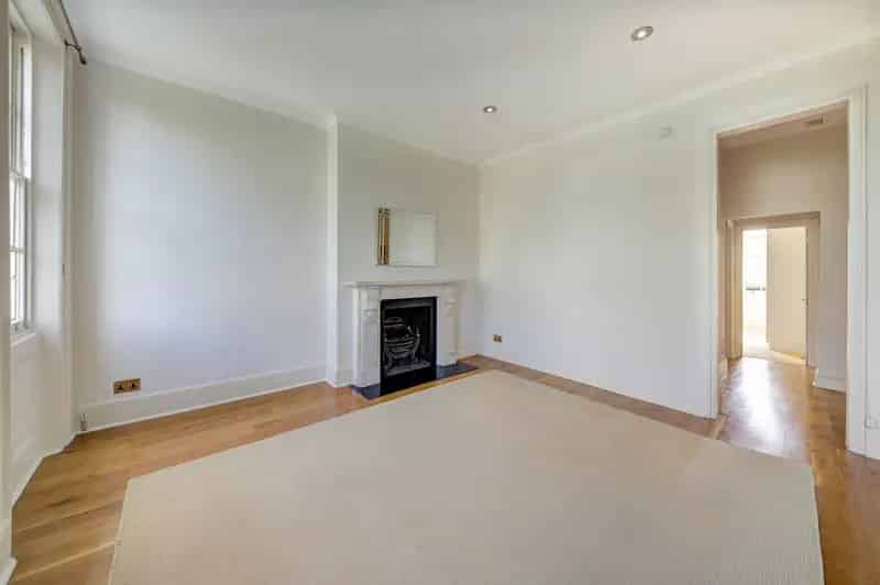 1 Bedroom Apartment Notting Hill Grade II Listed Building