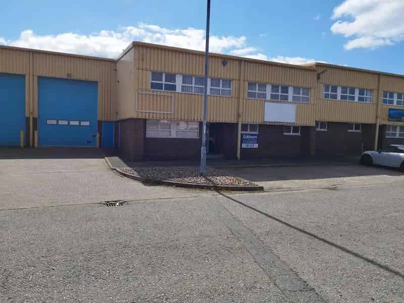 Terraced Industrial Unit For Lease