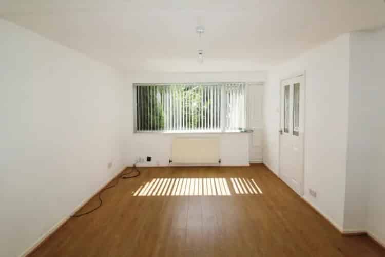 3 Bedroom House To Let Bramley Leeds