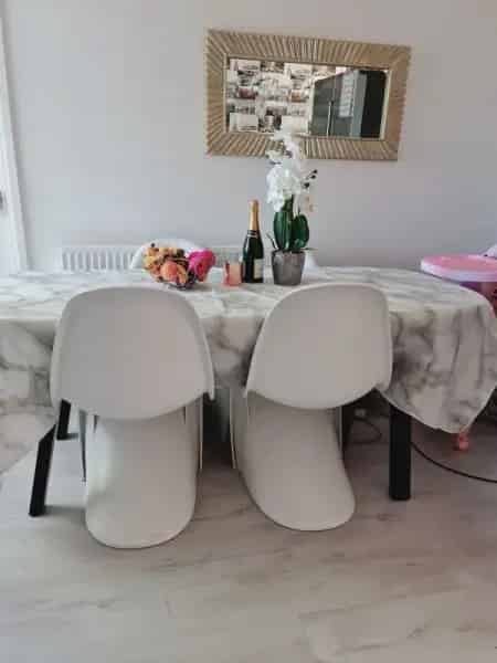 Large 3 Bedroom House with New Kitchen Assured Tenancy