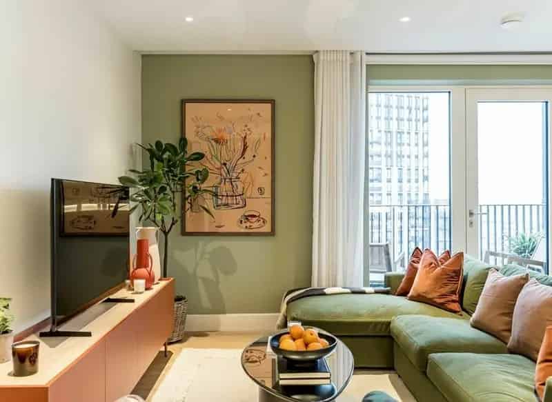 White City Living Luxury Apartments Water Gardens and Residents Club