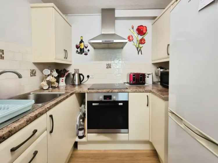 1 Bedroom Retirement Apartment Near Yeovil Town Centre