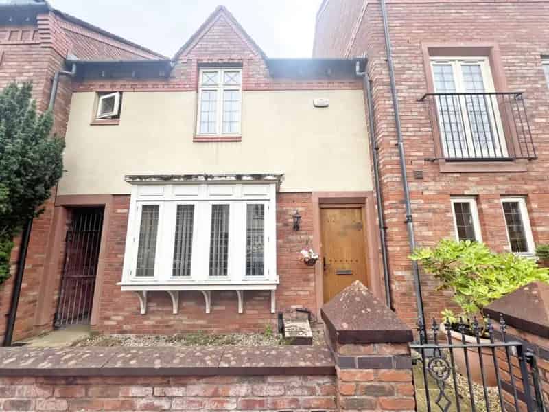 3 bedroom House
 For Sale