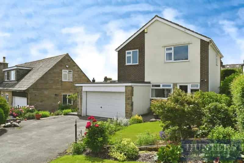 4 Bed Detached House For Sale - Countryside Views - Large Plot