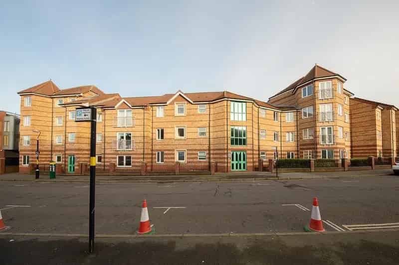 2 Bedroom Flat for Sale - Quick Sale Guaranteed