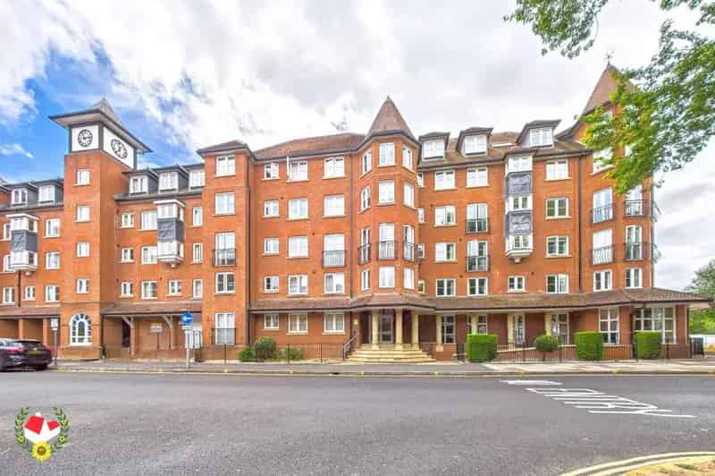 2 Bedroom Retirement Property for Sale