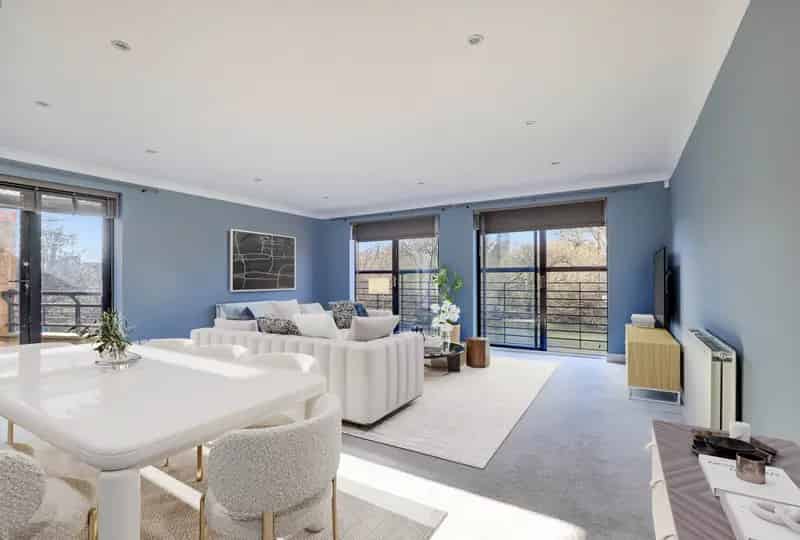 4 Bedroom Townhouse House to Rent