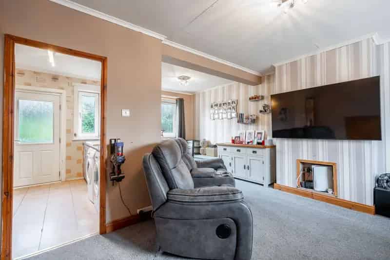 2 Bedroom House in Alloa Near Claremont