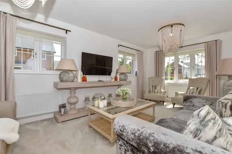 3 Bedroom Detached House for Sale - Chain Free