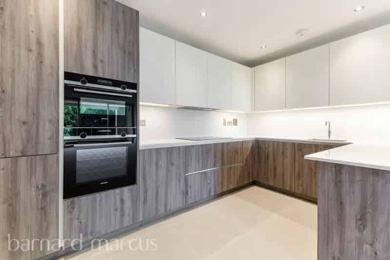 3 Bed Ground Floor Apartment Purley New Build