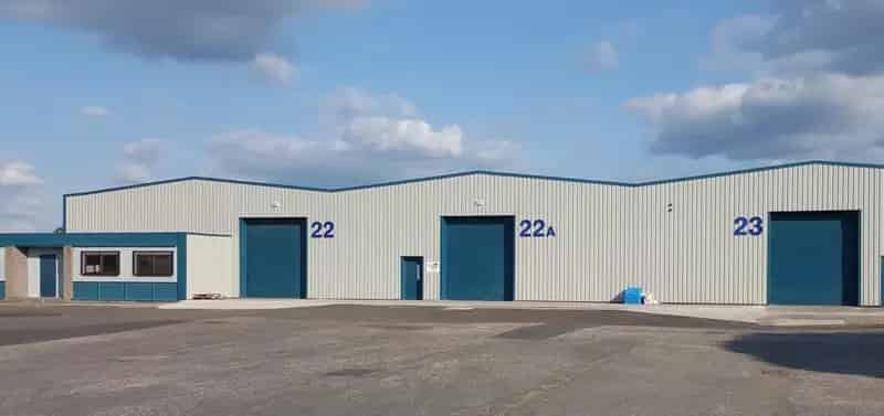 Industrial Unit 4725 sq ft with Office Space Ample Parking