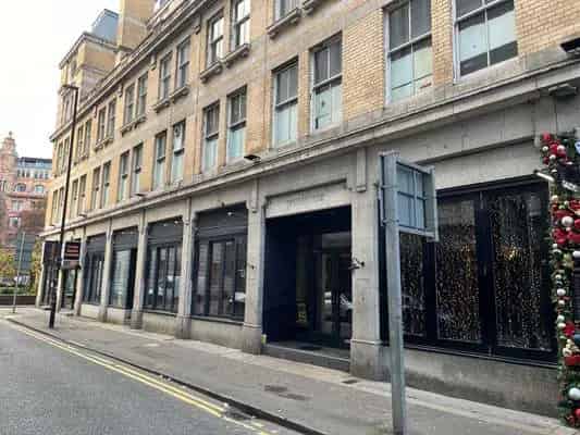 Ground Floor and Basement Property to Rent in Manchester