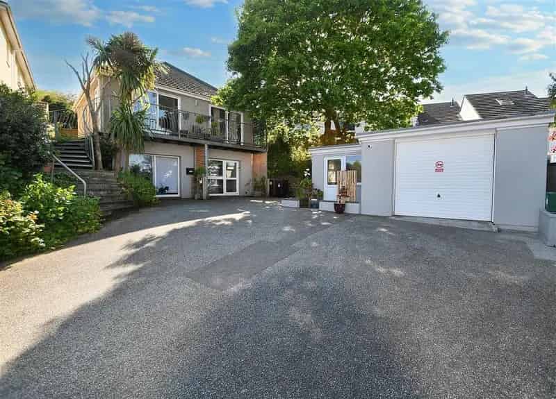 3 Bedroom Detached House for Sale in Penryn
