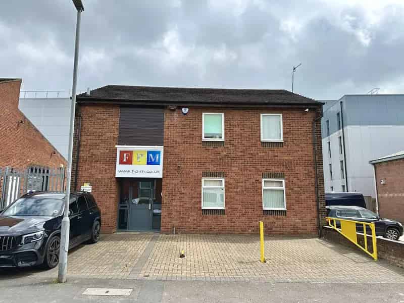 Luton Office Space for Lease Hastings Street 2044sqft