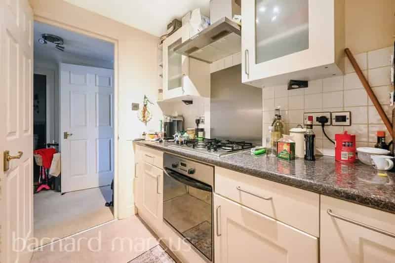 Spacious 1-Bed Apartment near Chiswick High Road