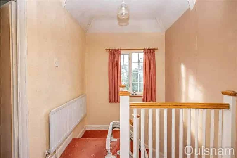 3 Bed Detached House for Sale Near Bromsgrove Town Centre