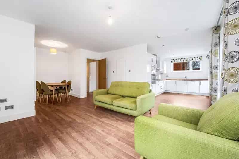 2 bedroom flat to rent