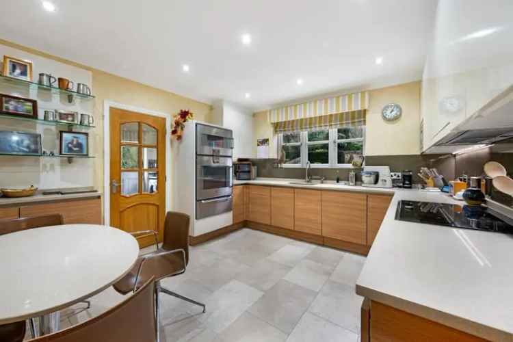5 Bedroom Detached House for Sale in Heaton