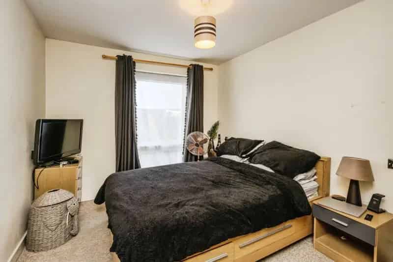 1 Bedroom Flat For Sale