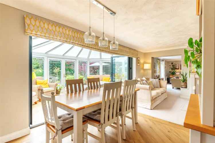 4 Bedroom Detached House for Sale Berriew Welshpool