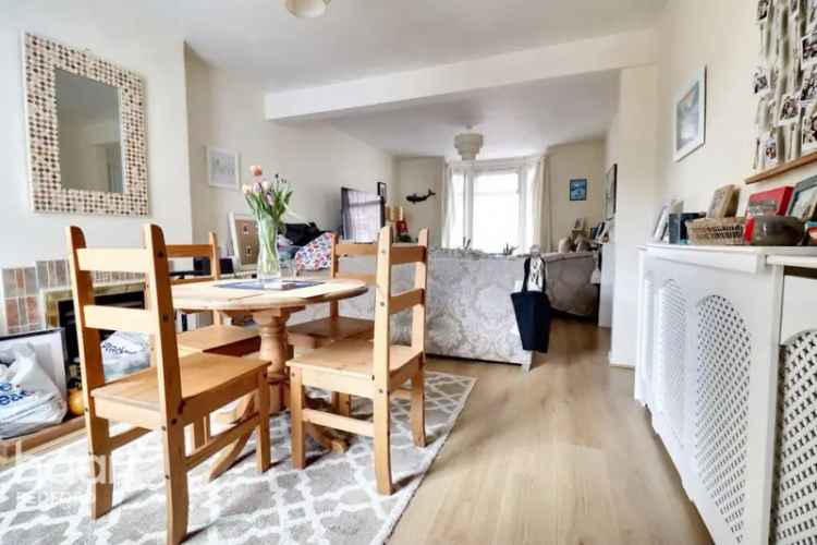 3 Bedroom Victorian Terraced House for Sale in Bedford Castle Quarter