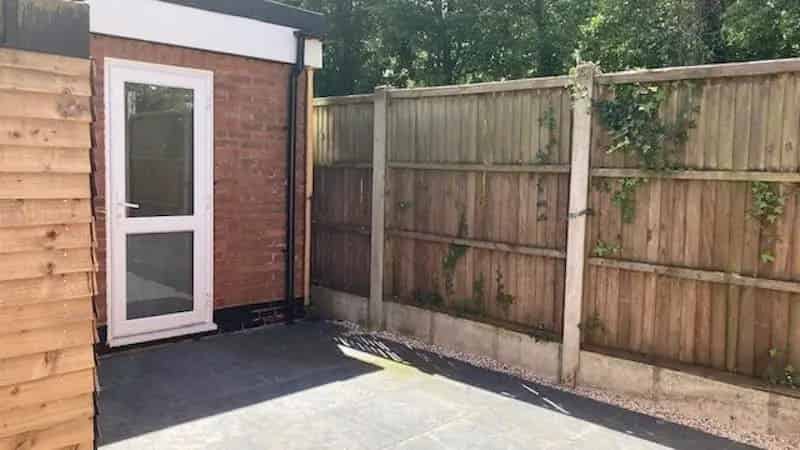 Modern Shop to Let on Fleet Road High Street