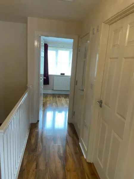 House For Rent in Wealden, England