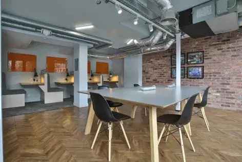 1 Room Flat Manchester 58 m² Couple Friendly Gym Social Space