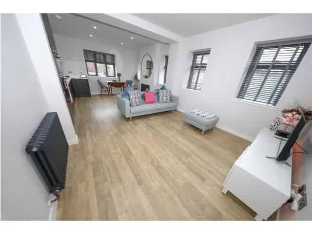 1 Bedroom Luxury Apartment For Sale