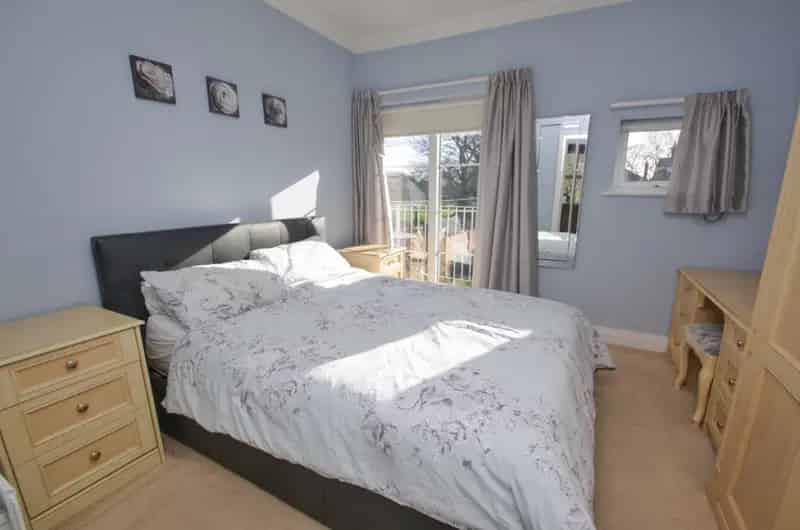 2 bedroom Flat
 To Rent