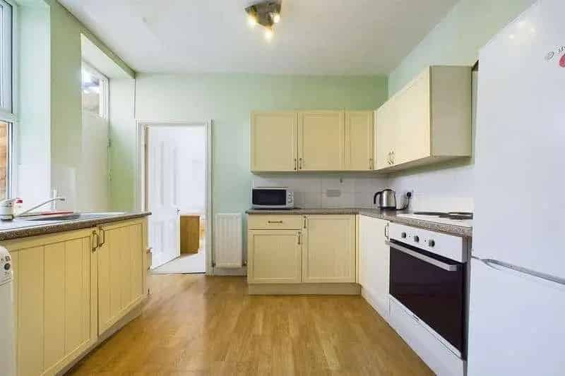 2 Bed Flat for Sale in Jesmond