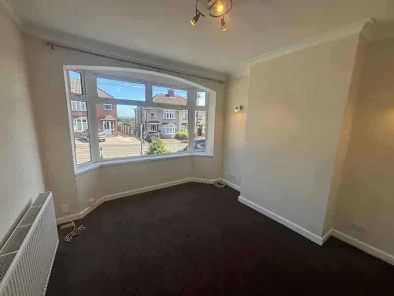 3 Bedroom House To Rent