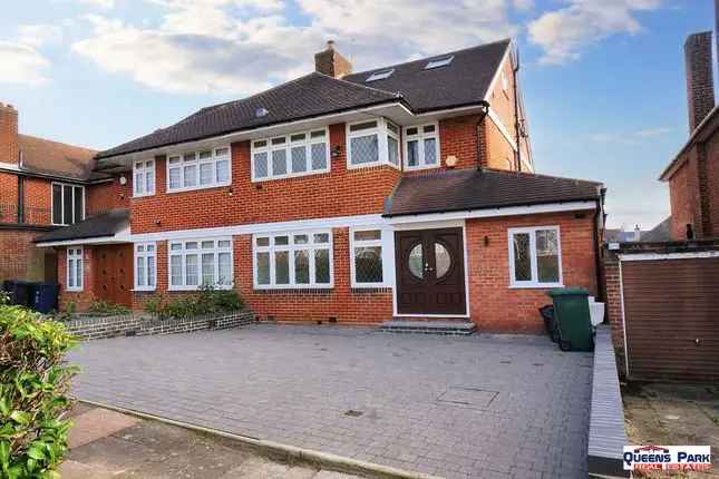 5 Bedroom Semi Detached House Edgware Middlesex HA8