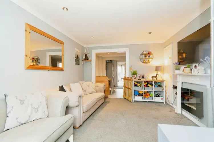 Sheringham 3 Bedroom Terraced House Near School