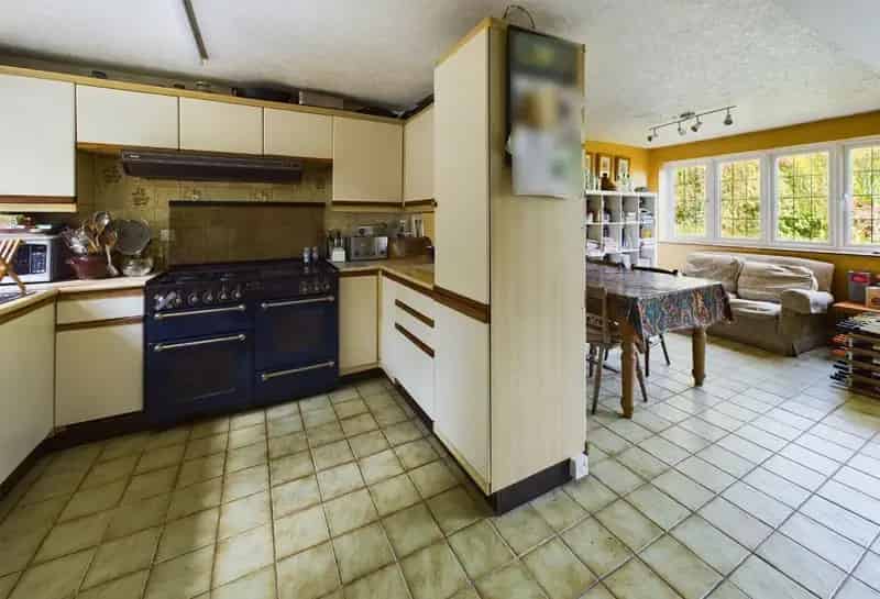 3 Bed Detached House For Sale Wadhurst Refurbishment Potential