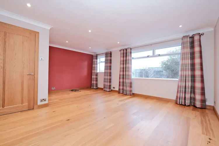 2 Bed Semi-Detached House with Garage Bridge of Don