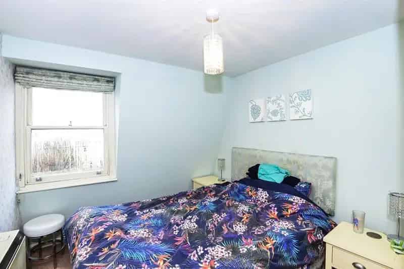 Stunning City Centre One Bedroom Apartment - Zero Deposit Guarantee