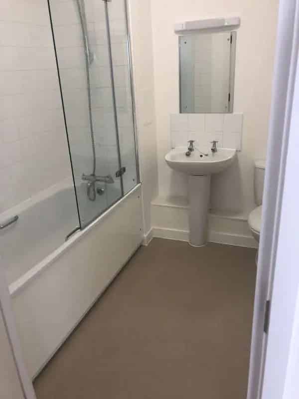 2 Double Bedroom Flat near Stratford Westfield