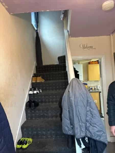 3 Bedroom Semi Detached House Large Garden Quiet Avenue