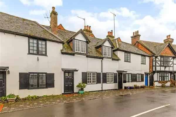 Grade II Listed Cottage for Sale in Wonersh