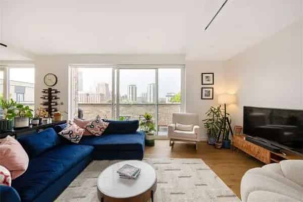 Spacious 3-Bed Apartment Lisson Grove New Development